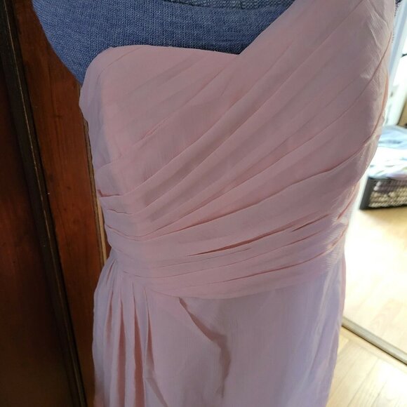 David's Bridal Size 14 A-line Dress One-Shoulder Bellini Orange Crinkle Chiffon - Picture 3 of 4